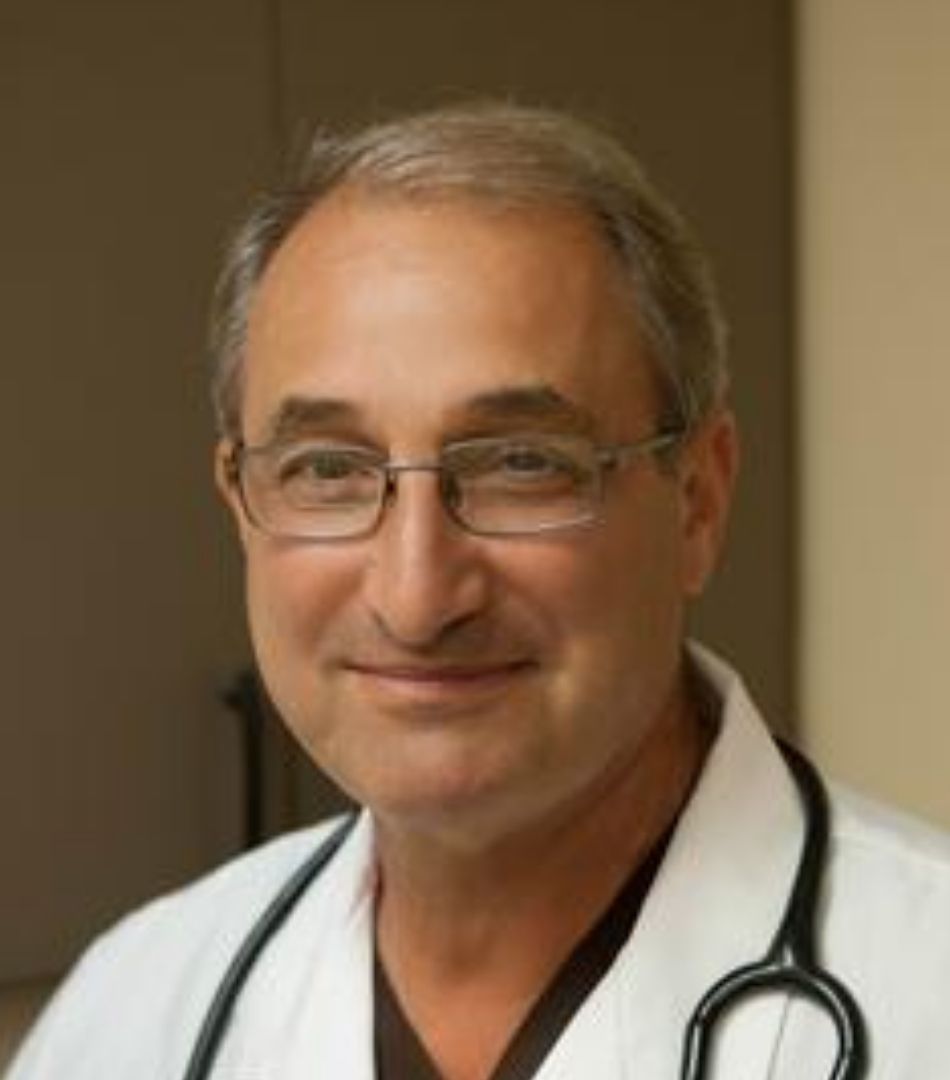 Dr.-Dale-D.-Mantell-DVM